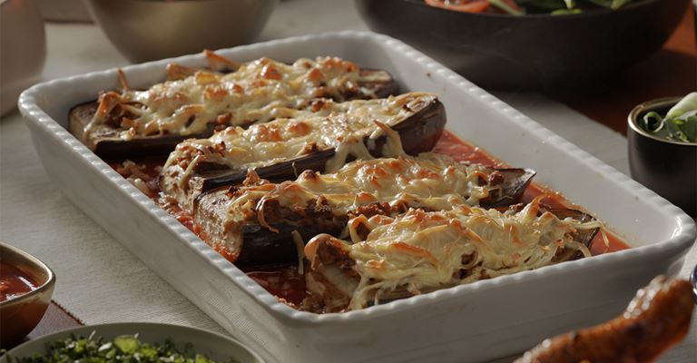 Stuffed Eggplant Boats with Meat and Cheese