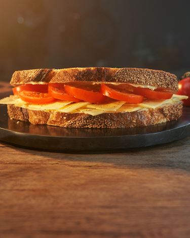 CHEESE AND TOMATO SANDWICH