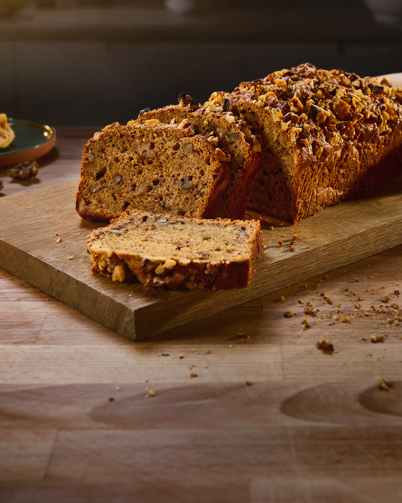 Walnut Banana Bread With Cinnamon Whipped Buttercream Lurpak®