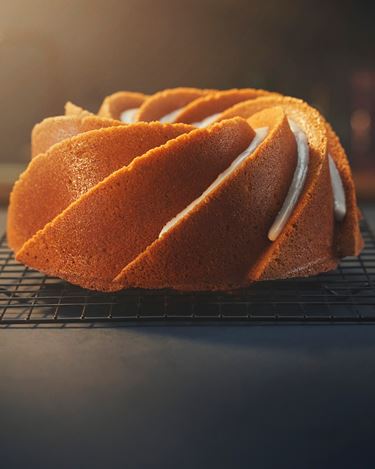 Orange Bundt cake 