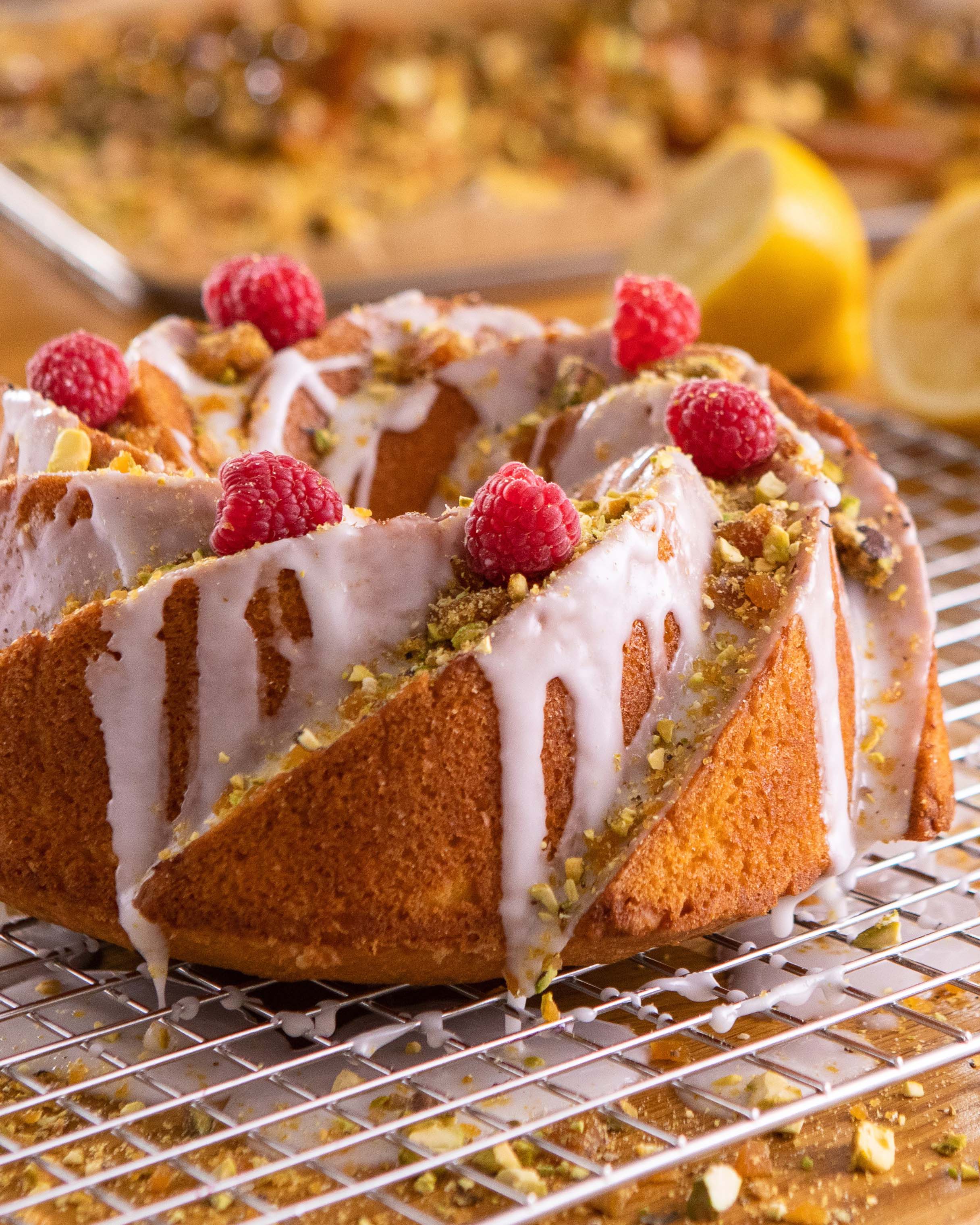 SAFFRON BUTTER BUNDT CAKE WITH PISTACHIO AND RASPBERRY Lurpak®