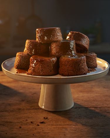 MINI STICKY TOFFEE PUDDINGS